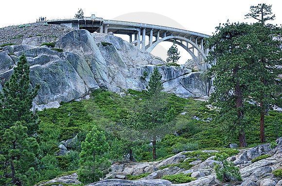 BRIDGE & SPECTATORS #2 (Lincoln Highway Donner Pass CA)