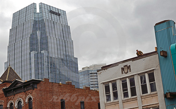 BROADWAY #106 (Natchez Trace Nashville TN)