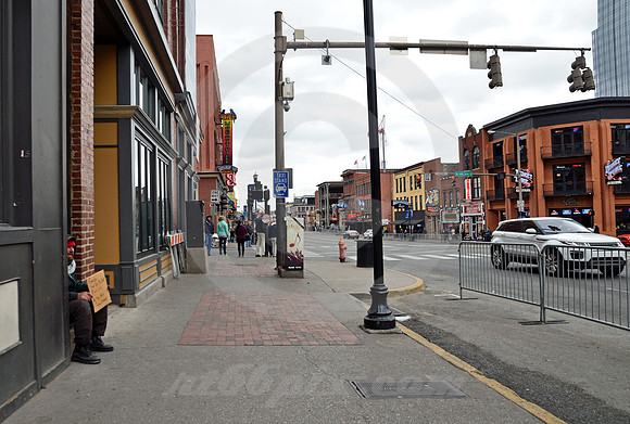BROADWAY #140 (Natchez Trace Nashville TN)