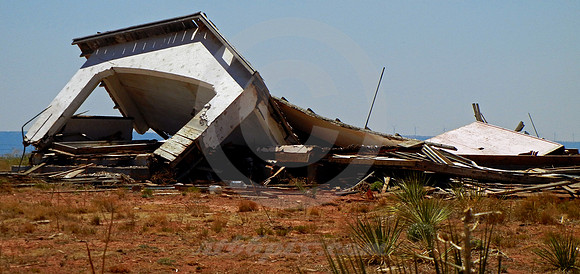 COLLAPSING RUIN (Rt 66 nr Endee NM)