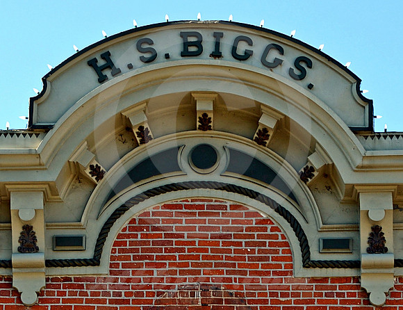 H. S. BIGGS (Lincoln Highway Warsaw IN)