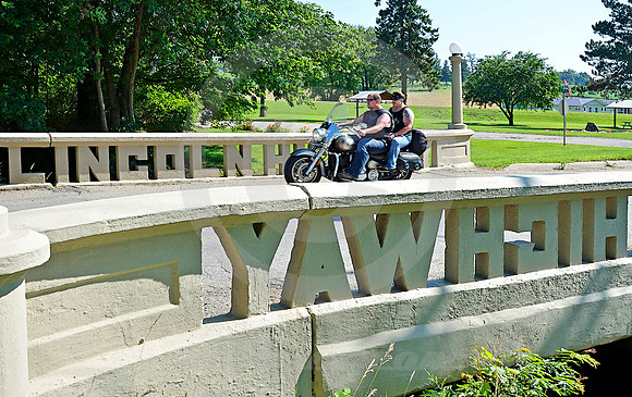 BIKE FOR TWO (Lincoln Highway Tama IA)