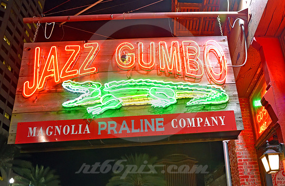 ARCHITECTURAL DETAIL #22 (New Orleans LA)
