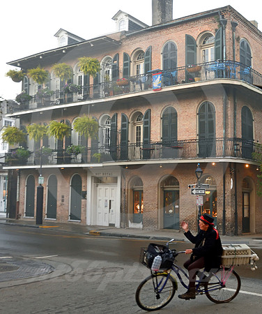 ARCHITECTURAL DETAIL #28 (New Orleans LA)