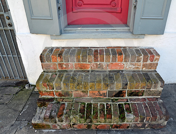 ARCHITECTURAL DETAIL #74 (New Orleans LA)