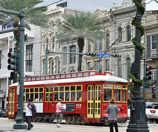 ARCHITECTURAL DETAIL #84 (New Orleans LA)