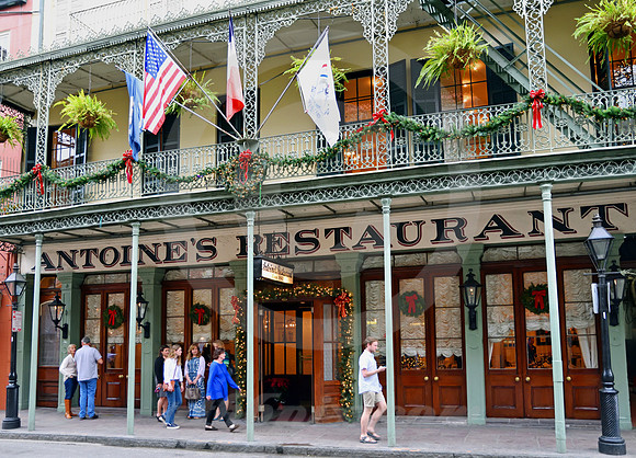 ARCHITECTURAL DETAIL #89 (New Orleans LA)