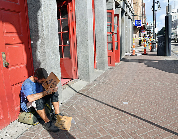 URBAN SCENE #149 (New Orleans LA)