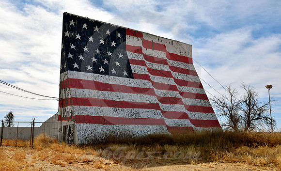 MIDWAY DRIVE-IN (nr Turkey TX)