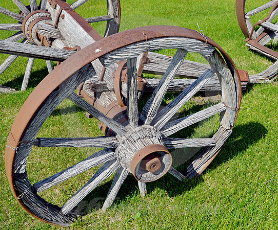 WAGON REMNANT (Gering NE)