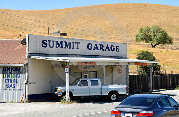 SUMMIT GARAGE (Lincoln Highway Altamont CA)