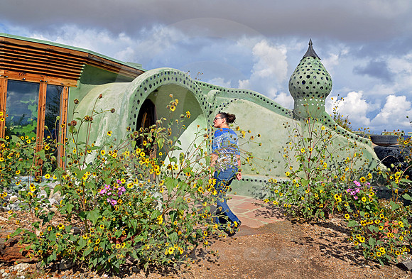 EARTHSHIP #2 (nr Taos NM)