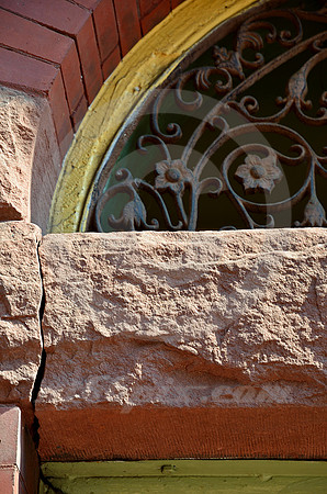 CRACKED LINTEL (National Road Cumberland MD)