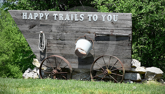 HAPPY TRAILS (nr Independence MO)