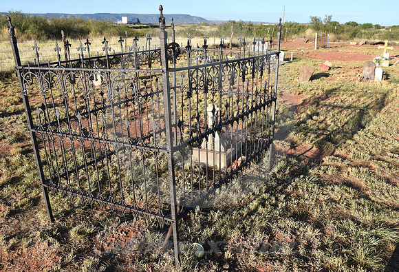 CEMETERY (Rt 66 Montoya NM)