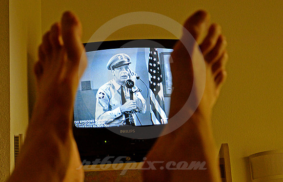TOE VISION #73 (Budget Motel)