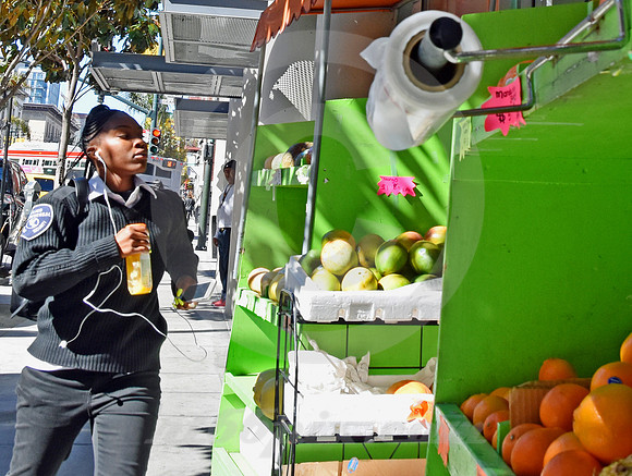 URBAN SCENE #34 (Lincoln Highway San Francisco)