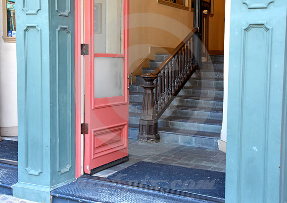 STRAND SCENE #19 (Galveston TX)