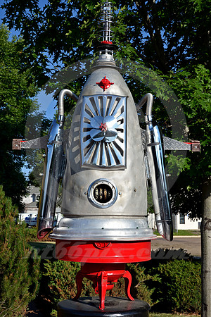 TIME MACHINE (Lincoln Highway Lafayette CO)