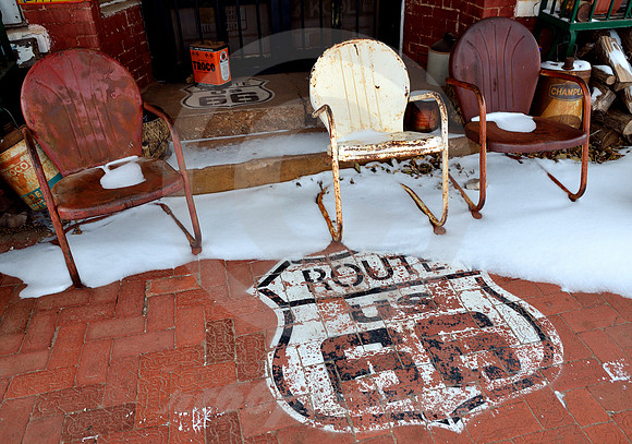 THREE CHAIRS, SHIELD & SNOW (Rt 66 Erick OK)