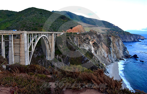 NORTHBOUND JEEP (Bixby Creek nr Monterey CA)