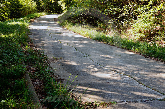 CURVE ON HILL (Rt 66 nr Carlinville IL)