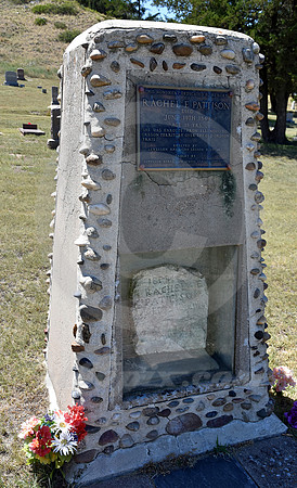 RACHEL PATTISON GRAVE (nr Lewellen NE)