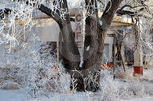 MAGNOLIA STATION IN WINTER (Rt 66 Alanreed TX)