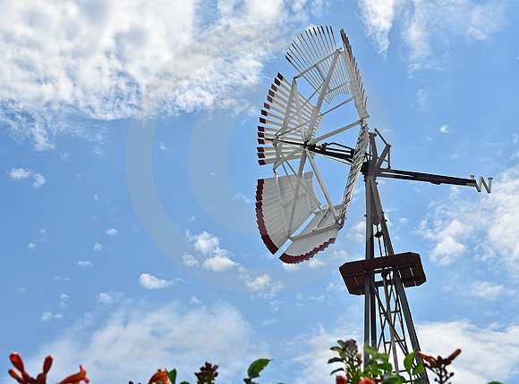 WAUPUN WINDMILL (Great Bend KS)