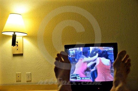 TOE VISION #213 (Budget Motel)