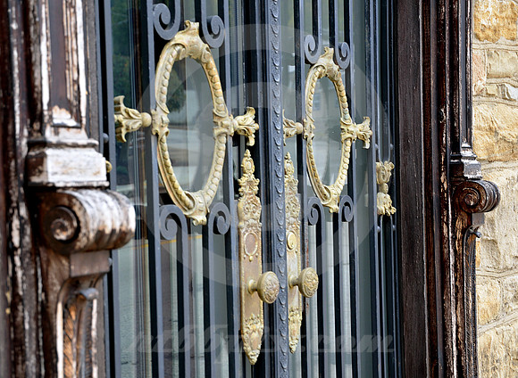 DOUBLE DOORS (National Road Brownsville PA)
