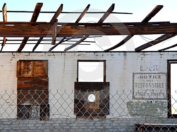 FIRE OR THEFT (Rt 66 Amboy CA)
