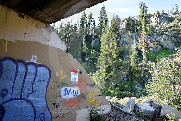 LINCOLN VIEW (Lincoln Highway Donner Pass CA)