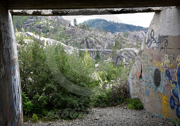 ARCH AHEAD (Lincoln Highway Donner Pass CA)