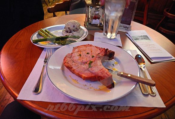PIGGING OUT (National Road Lafayette OH)