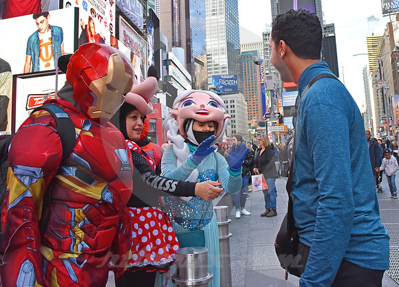 TIMES SQUARE #1175 (Lincoln Highway New York)