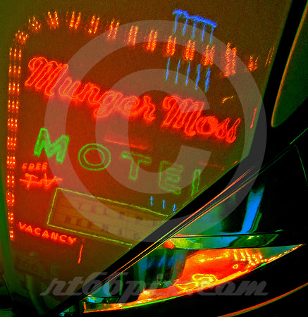 MUNGER MOSS SIGN ON CAR HOOD (Rt 66 Lebanon MO)