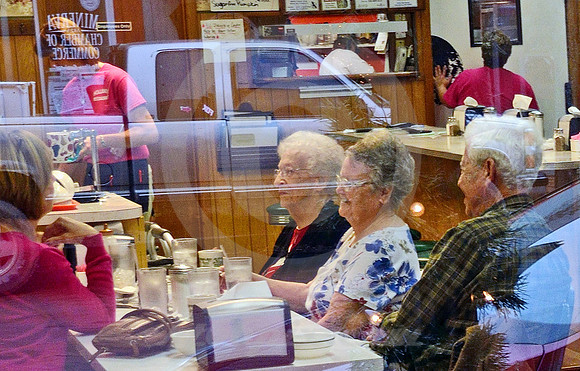 RESTAURANT SCENE #2 (Lincoln Highway Minerva OH)