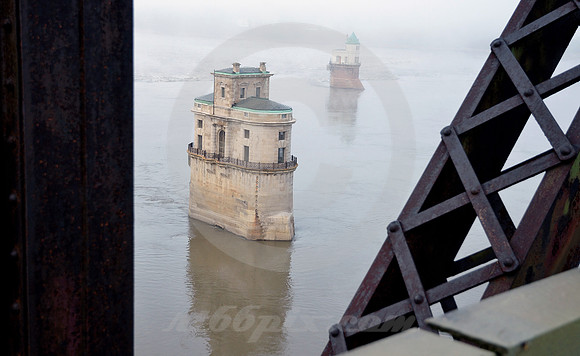 WATER INTAKE STATIONS (Rt 66 Chain of Rocks Bridge IL/MO)
