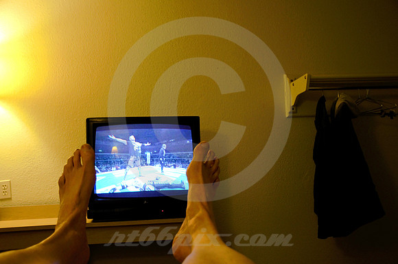 TOE VISION #203 (Budget Motel)