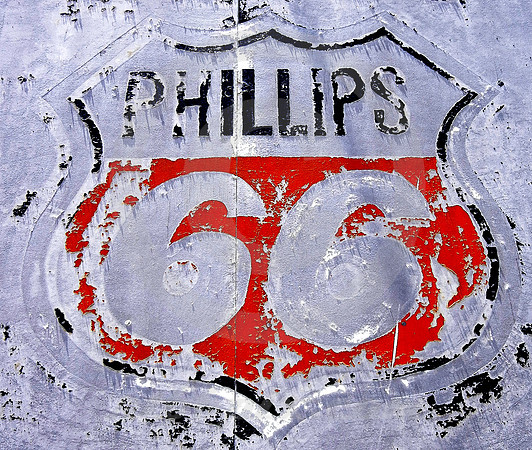 FADING PHILLIPS 66 SIGN (Rt 66 Shamrock TX)