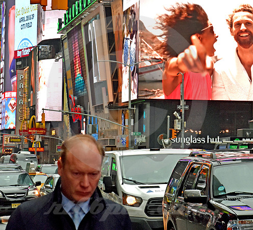 TIMES SQUARE #1568 (Lincoln Highway New York)