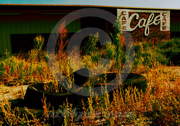 TIRES CAFE (Rt 66 Wildorado TX)