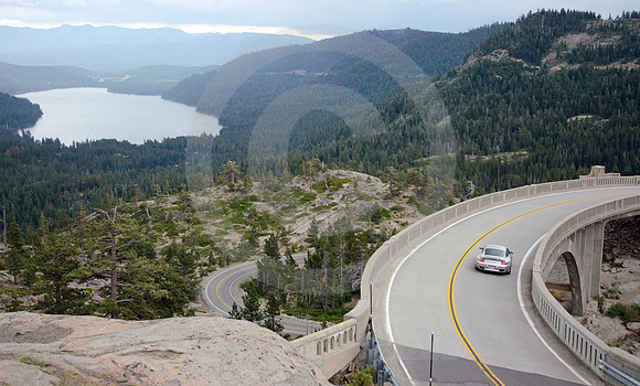 DOWNHILL PORSCHE (Lincoln Highway Donner Pass CA)