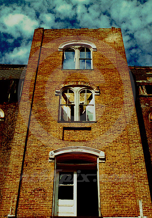 ROOFLESS BUILDING (Crockett TX)