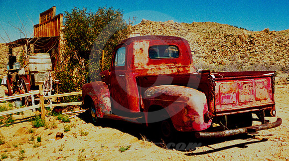 PINK PICKUP (Rt 66 Hackberry AZ)