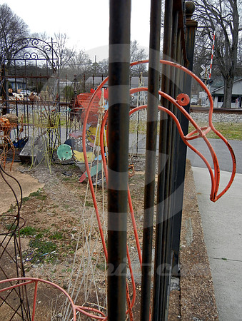 WIRE FLAMINGO & FENCE (Adairsville GA)