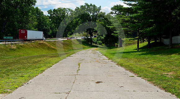 ABANDONED PAVEMENT (Lincoln Highway nr Wolf Lake IN)