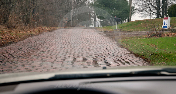 BRICK & MARKER (Lincoln Highway Robertsville OH)