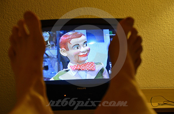 TOE VISION #55 (Budget Motel)